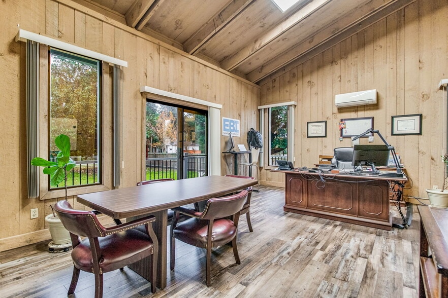 725 S J St, Pensacola, FL for sale - Building Photo - Image 3 of 104
