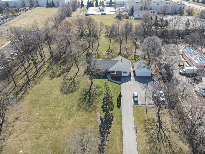 22W421 ARMY TRAIL RD, Addison, IL for sale - Building Photo - Image 1 of 26