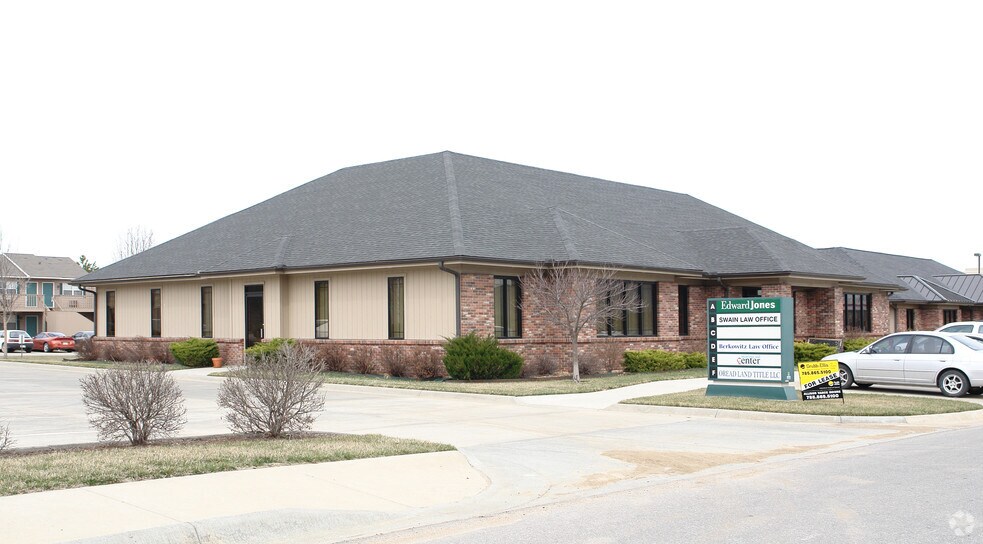 4106 W 6th St, Lawrence, KS à louer - Photo du bâtiment - Image 2 de 11