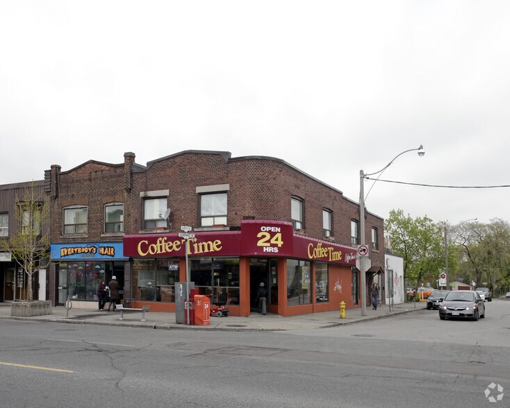 2146 Danforth Ave, Toronto, ON à vendre - Photo principale - Image 1 de 1