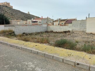 Plus de détails pour Terrain à vendre