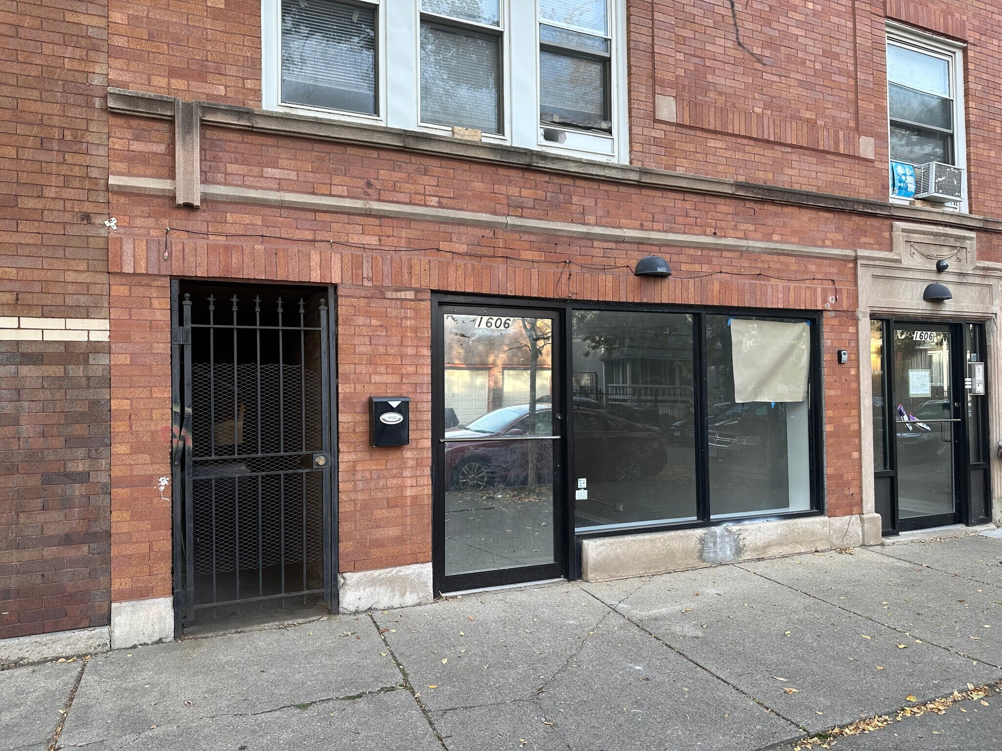 1606 N Harding Ave, Chicago, IL à vendre Photo du bâtiment- Image 1 de 1