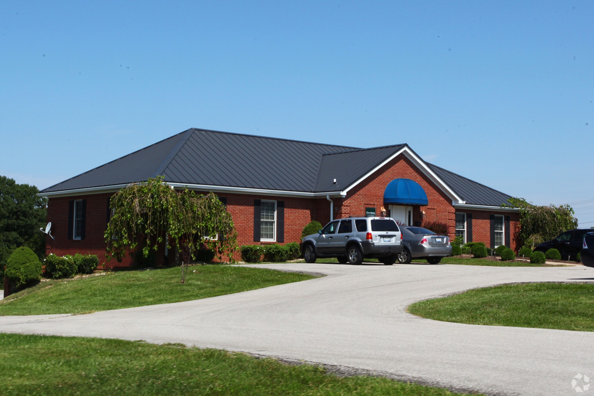 6287 Taylorsville Rd, Fisherville, KY for lease Building Photo- Image 1 of 11