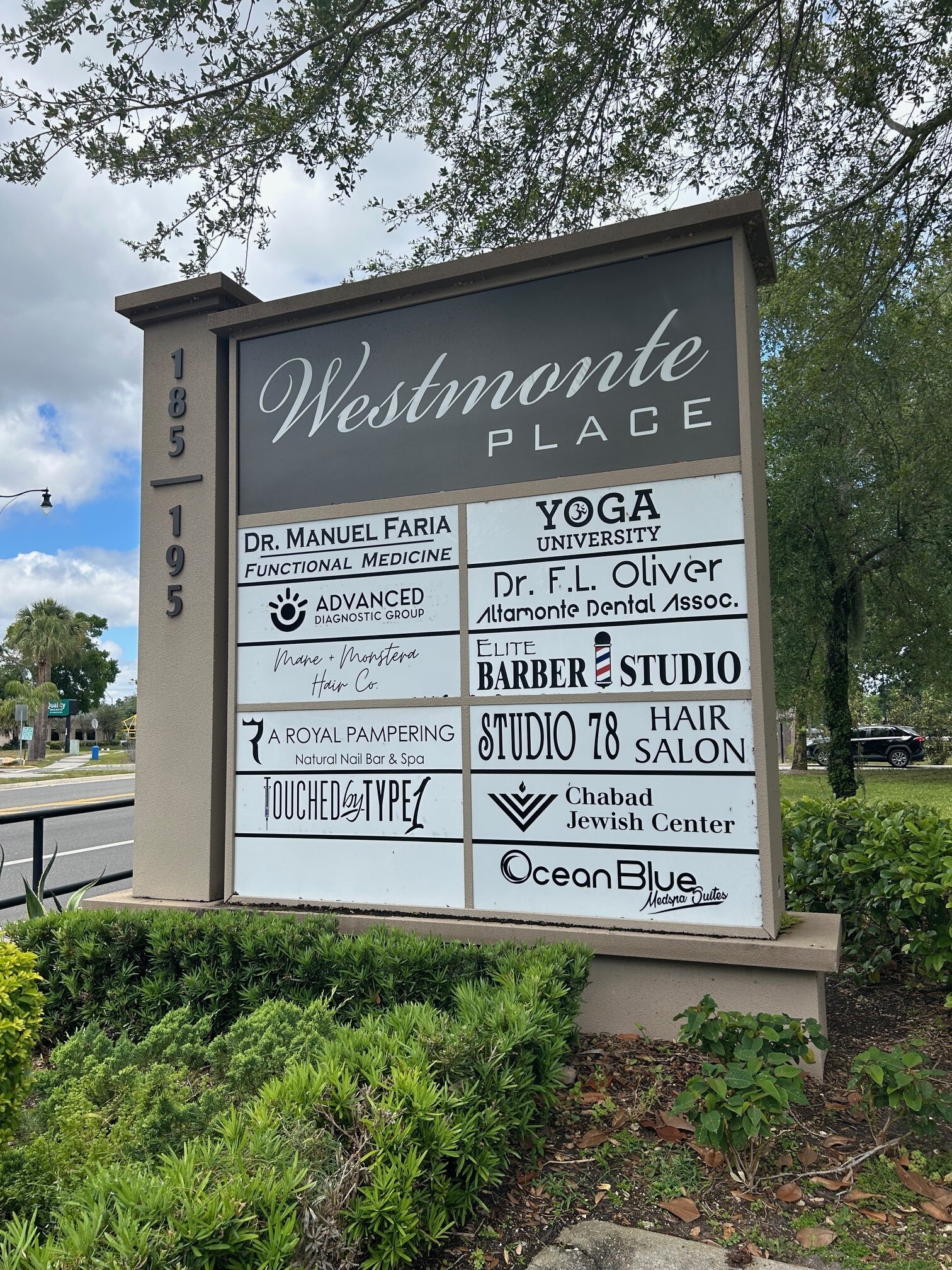 195 S Westmonte Dr, Altamonte Springs, FL for lease Interior Photo- Image 1 of 7