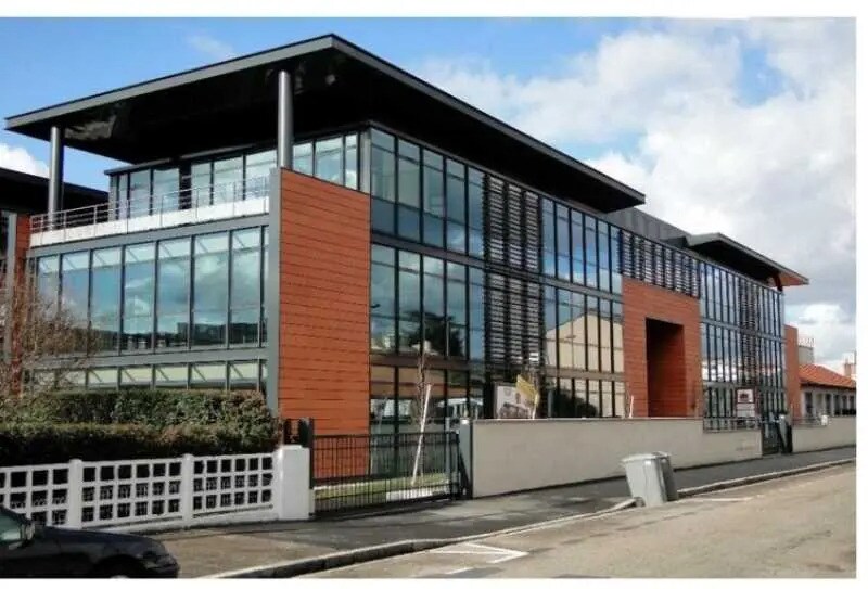 16 Rue Jean Desparmet, Lyon à louer - Photo du bâtiment - Image 2 de 3