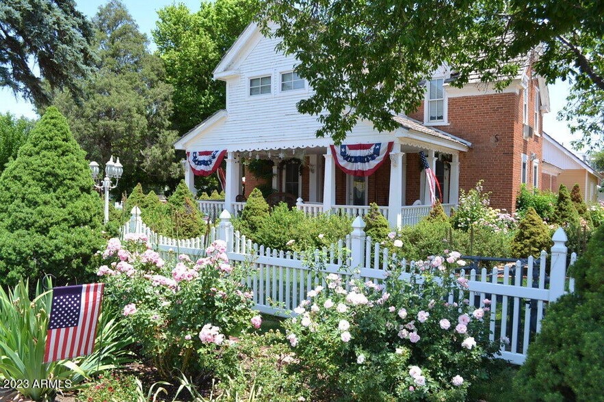 161 N Main St, Snowflake, AZ à vendre - Photo du bâtiment - Image 1 de 16