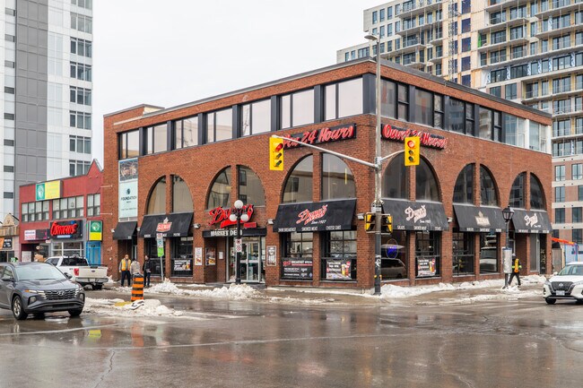 Plus de détails pour 353-355 Dalhousie St, Ottawa, ON - Commerce de détail à louer