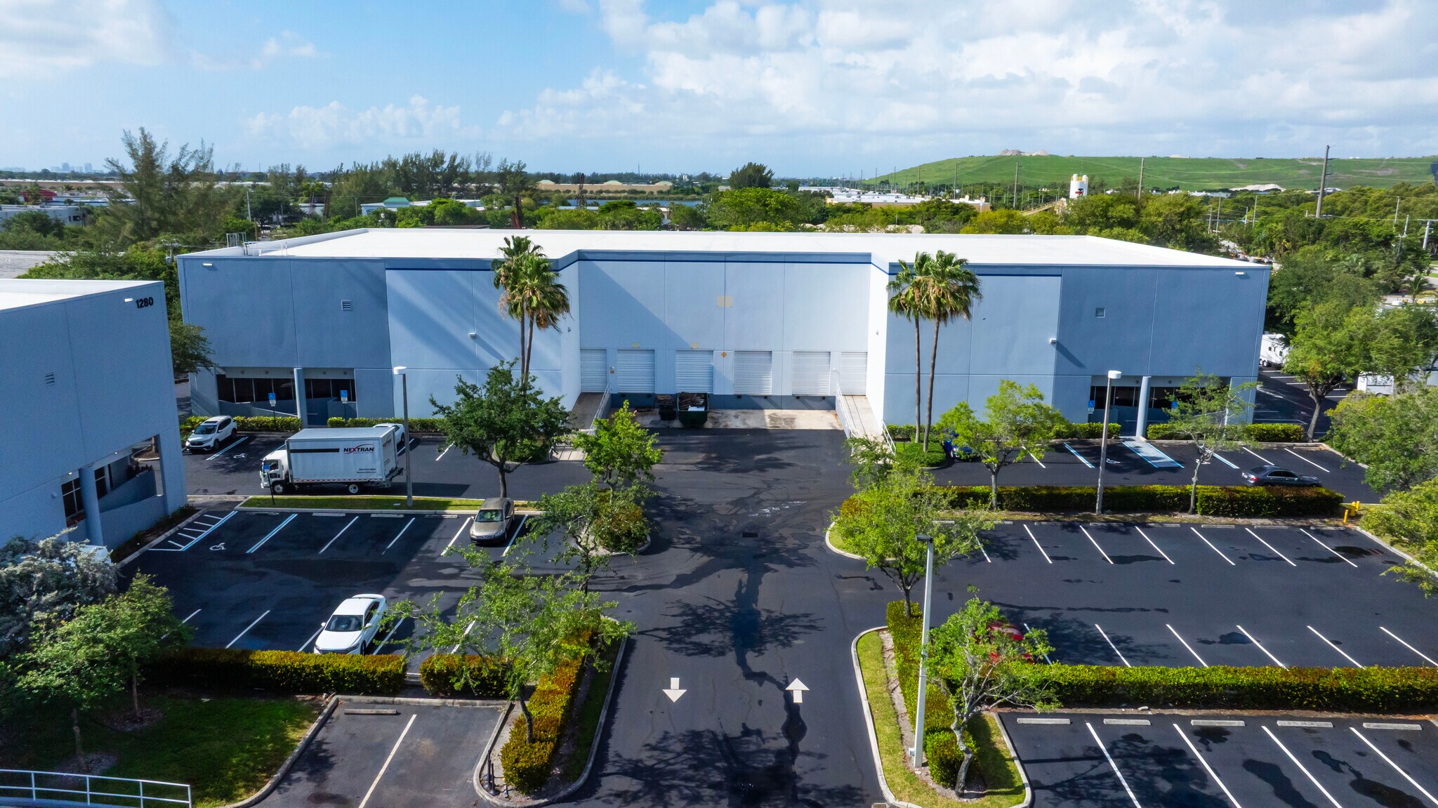1250 S Powerline Rd, Deerfield Beach, FL à louer Photo du bâtiment- Image 1 de 8