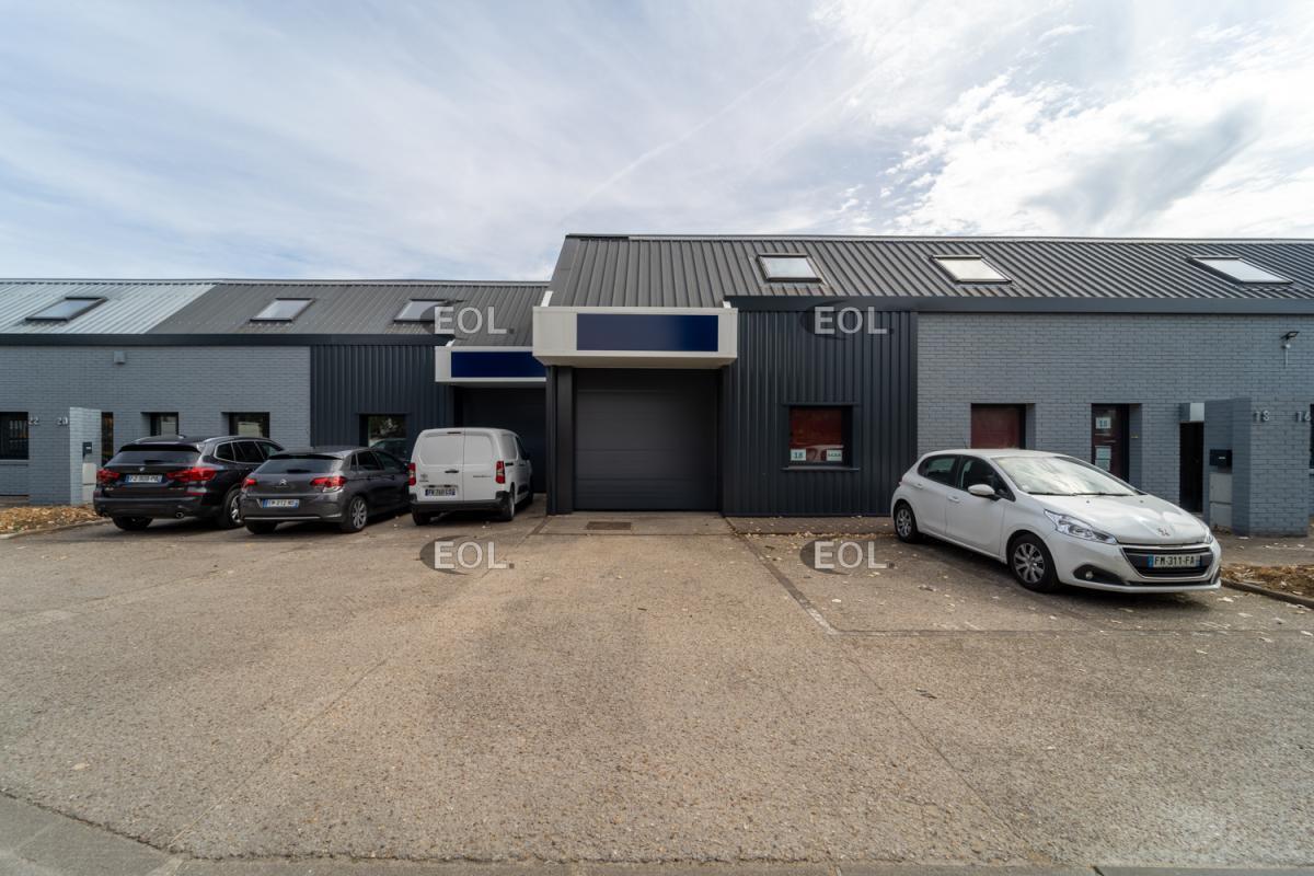 Flex in Évry-Courcouronnes for lease Building Photo- Image 1 of 7