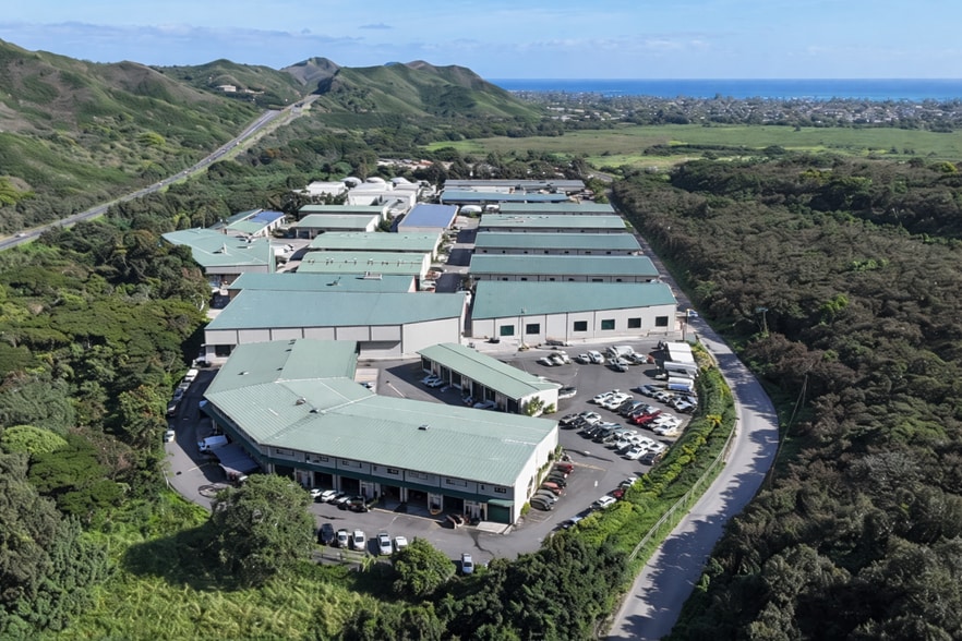 201 Kapaa Quarry Rd, Kailua, HI à louer - Photo du bâtiment - Image 2 de 6