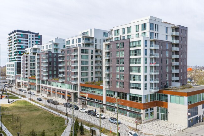 Plus de détails pour 5273 Av De Courtrai, Montréal, QC - Plusieurs types d'espaces à louer