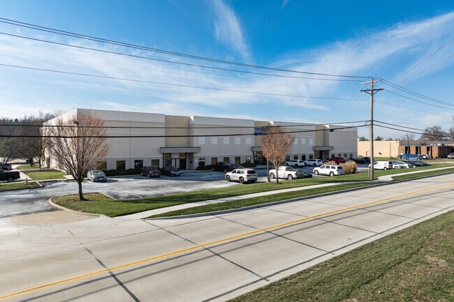 More details for 1533-1537 Larkin Williams Rd, Fenton, MO - Industrial for Lease