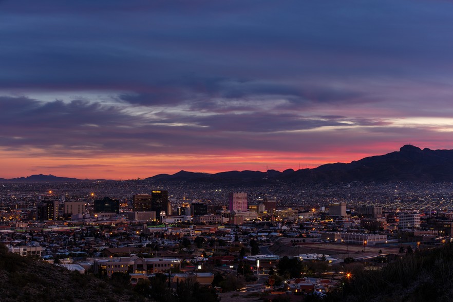 201 E Main Dr, El Paso, TX à louer - Autre - Image 3 de 20