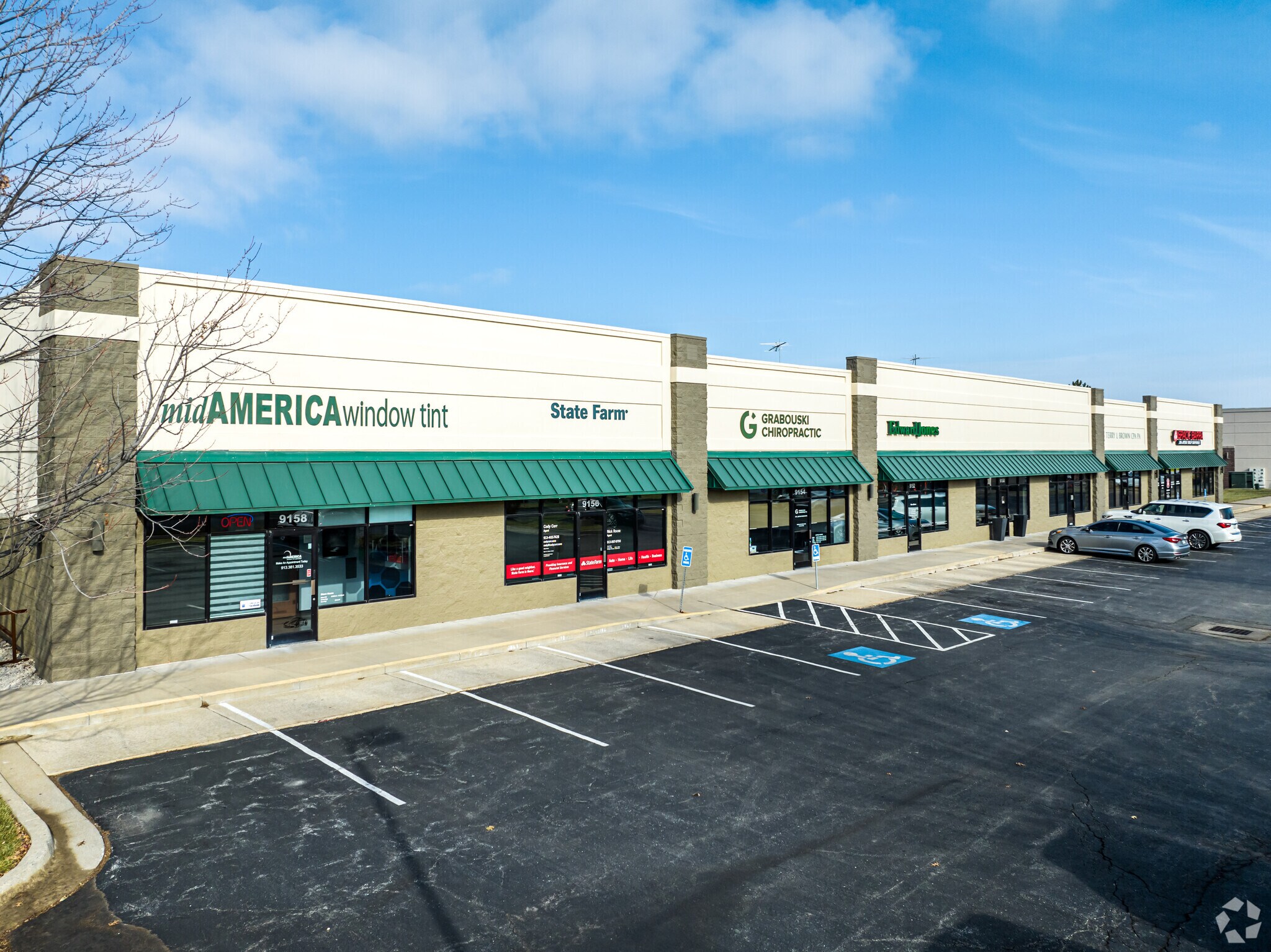 9142-9158 W 135th St, Overland Park, KS à louer Photo principale- Image 1 de 4