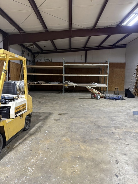 1507 E Texas St, Bossier City, LA for lease - Interior Photo - Image 2 of 8