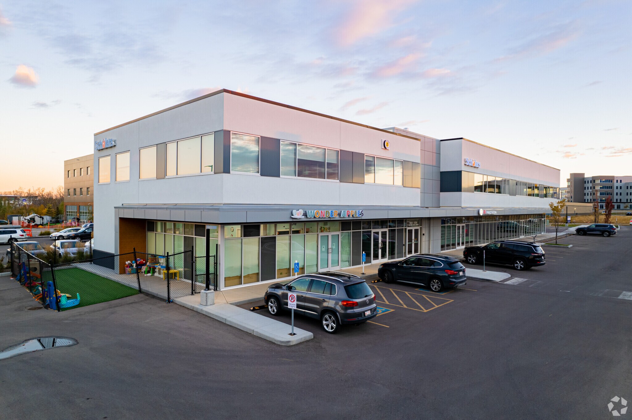 11 Royal Vista Dr, Calgary, AB for sale Primary Photo- Image 1 of 1