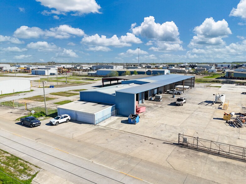 231 Dickson Rd, Houma, LA à vendre - Photo principale - Image 1 de 15