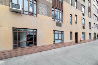 25 Central Park W, New York, NY for lease Building Photo- Image 2 of 7