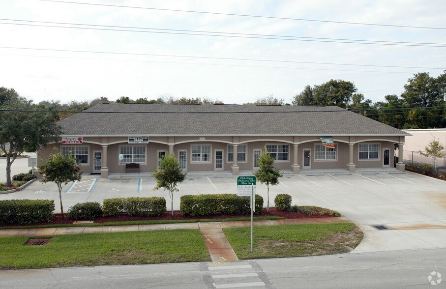 3380 S Park Ave, Titusville, FL à louer - Photo du bâtiment - Image 3 de 7