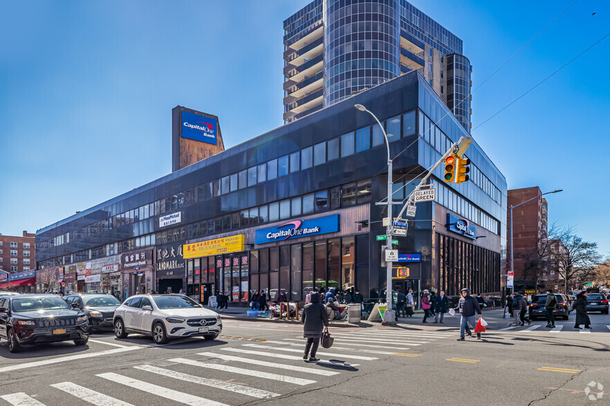 41-60 Main St, Flushing, NY à vendre - Photo principale - Image 1 de 1