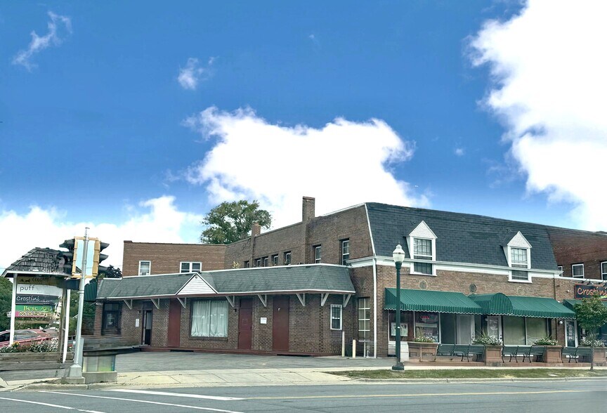 2617 E Johnson St, Madison, WI for lease - Building Photo - Image 2 of 2