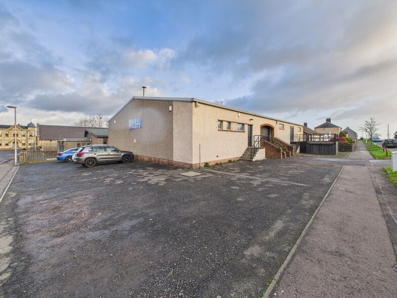 1-9 Plantation St, Lochgelly à louer - Photo du bâtiment - Image 1 de 4