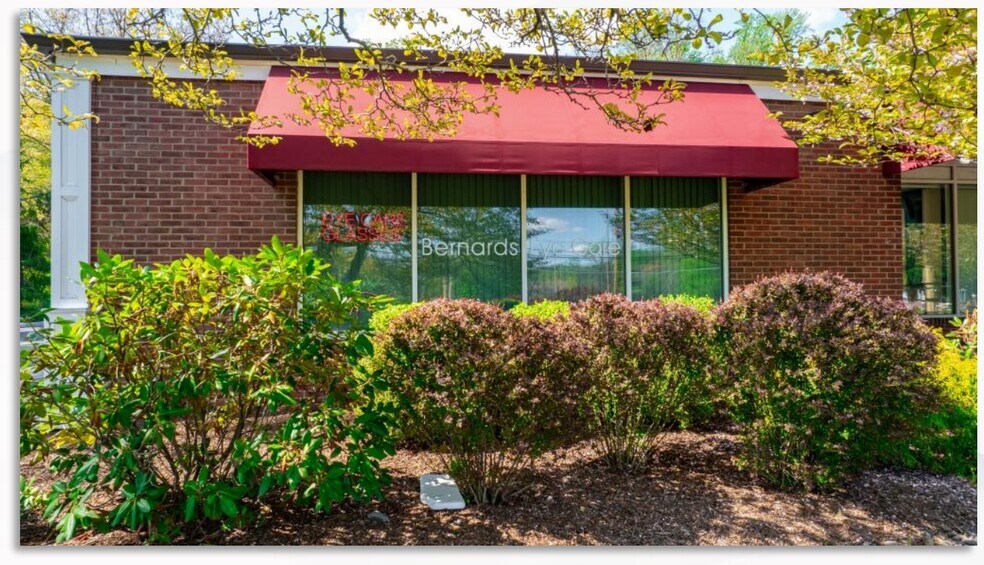 169 Mine Brook Rd, Bernardsville, NJ à vendre - Photo du bâtiment - Image 2 de 25