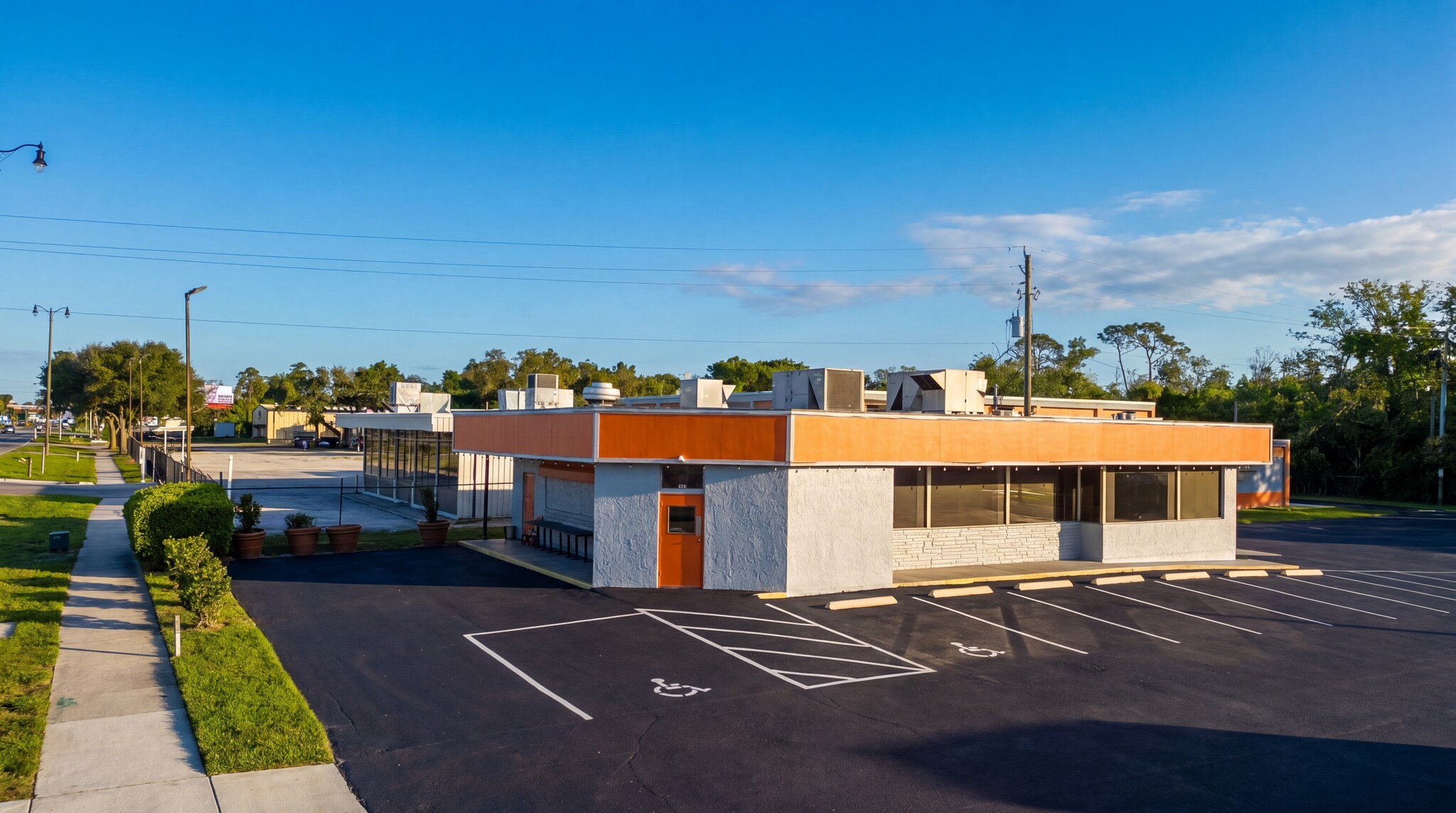 3221 S Orlando Dr, Sanford, FL à vendre Photo du bâtiment- Image 1 de 7
