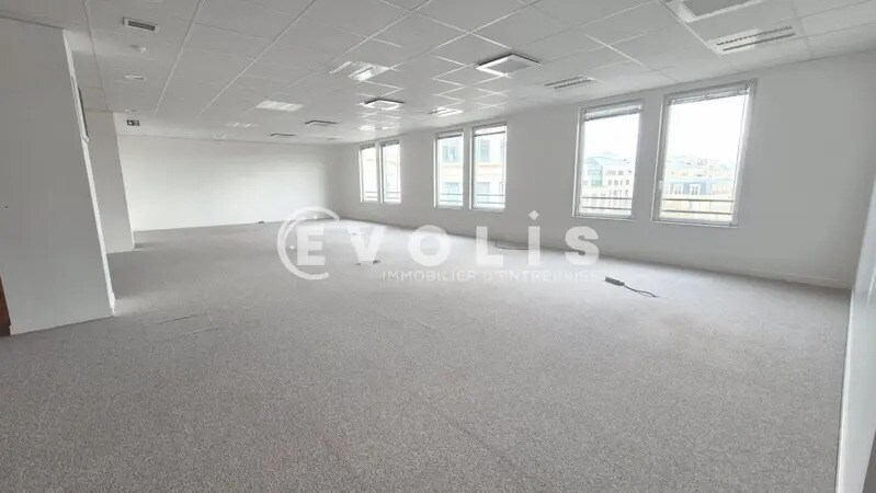 Office in Chessy for lease Interior Photo- Image 1 of 6