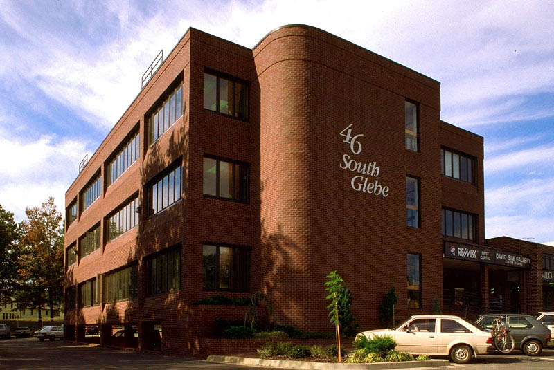 46 S Glebe Rd, Arlington, VA à louer Photo du bâtiment- Image 1 de 4