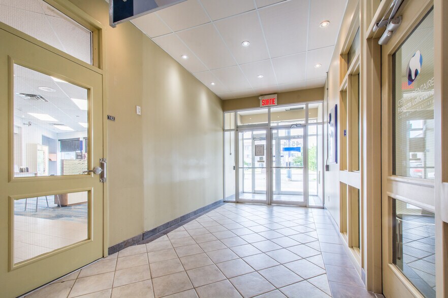 4534 Boul Saint-Joseph, Drummondville, QC for sale - Building Photo - Image 3 of 6