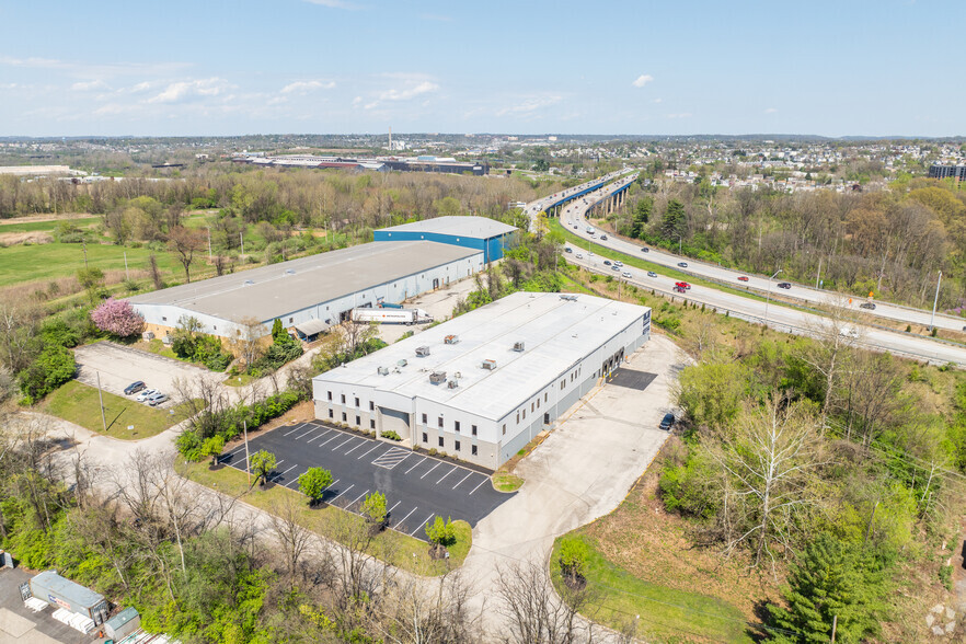 60 Portland Rd, West Conshohocken, PA for lease - Aerial - Image 2 of 16