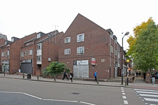 Plus de détails pour 64 Falcon Rd, Londres - Bureau à louer