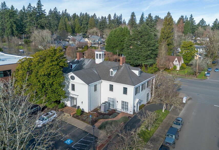 600 A Ave, Lake Oswego, OR for lease - Building Photo - Image 3 of 11