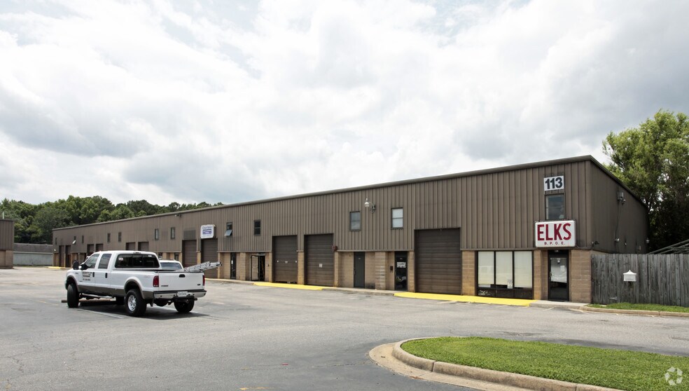 113 S First Colonial Rd, Virginia Beach, VA à vendre - Photo principale - Image 1 de 2