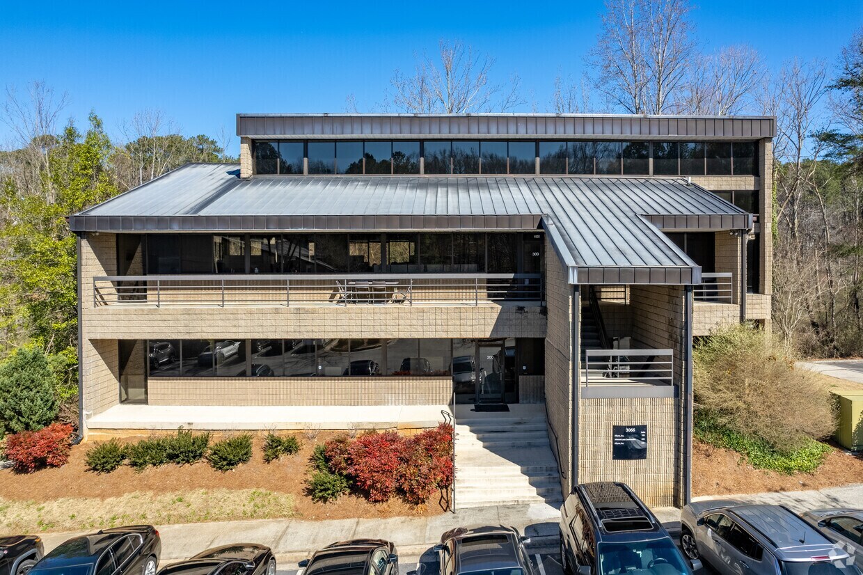 3066 Mercer University Dr, Chamblee, GA 30341 - Unit 200 - - Interior Photo - Image 2 of 5
