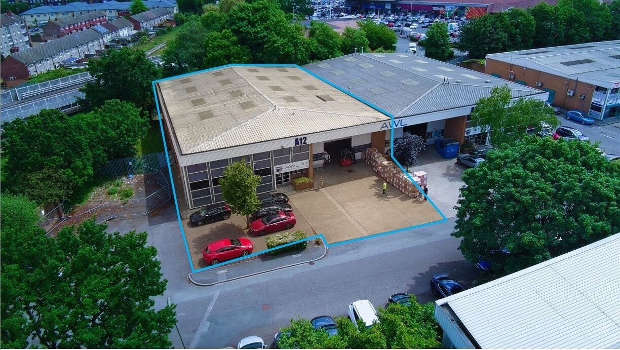 Brooklands Clos, Sunbury On Thames for lease Building Photo- Image 1 of 12