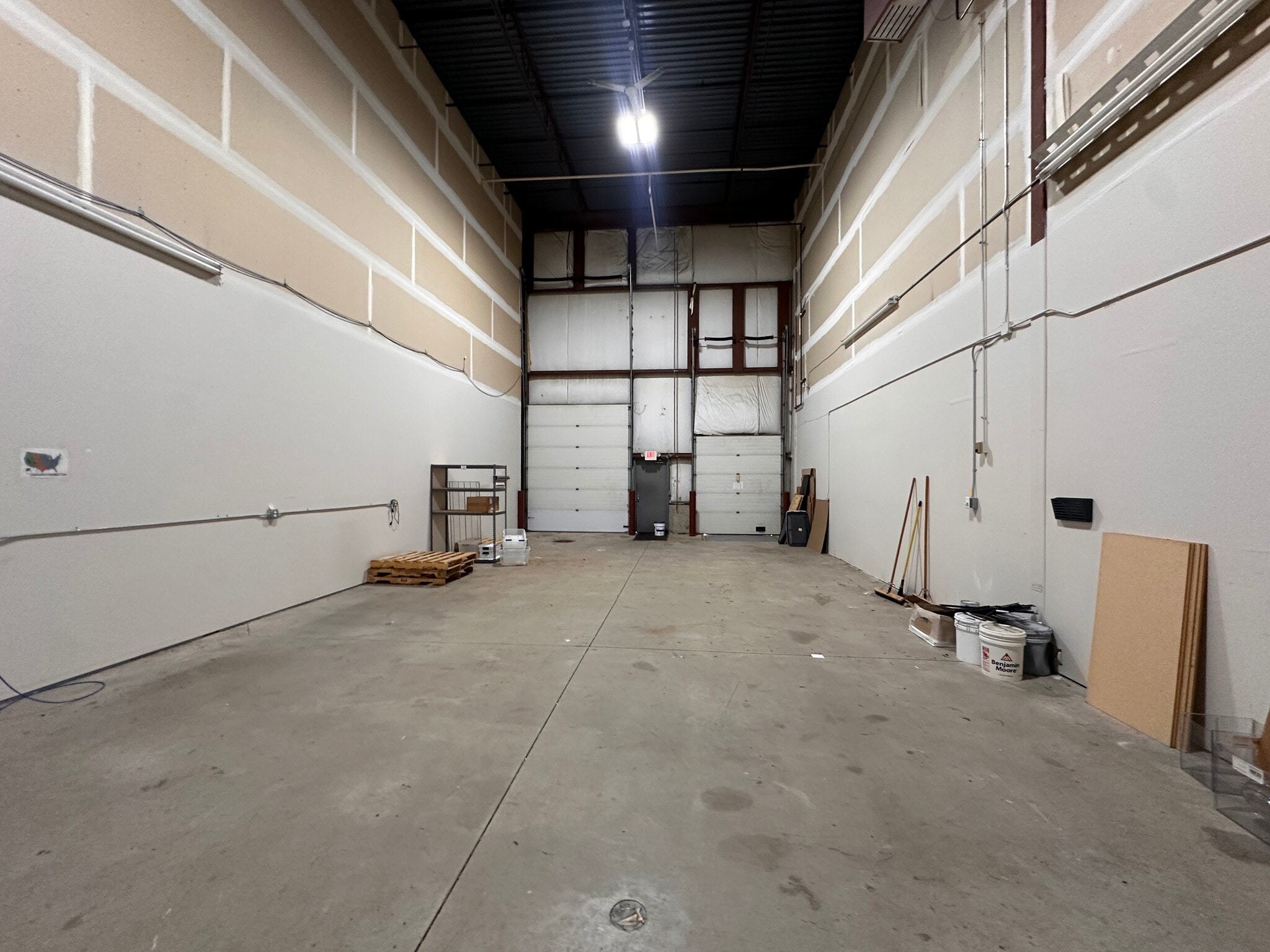 4595 Broadmoor Ave SE, Grand Rapids, MI for lease Interior Photo- Image 1 of 7