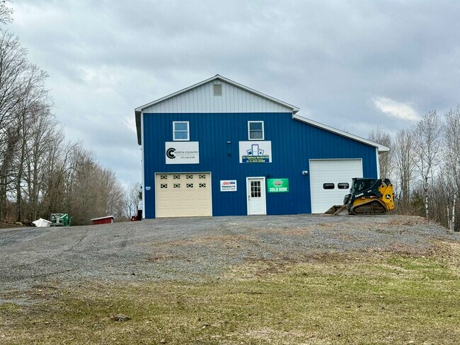 More details for 51 Crane Rd, Winthrop, NY - Retail for Sale