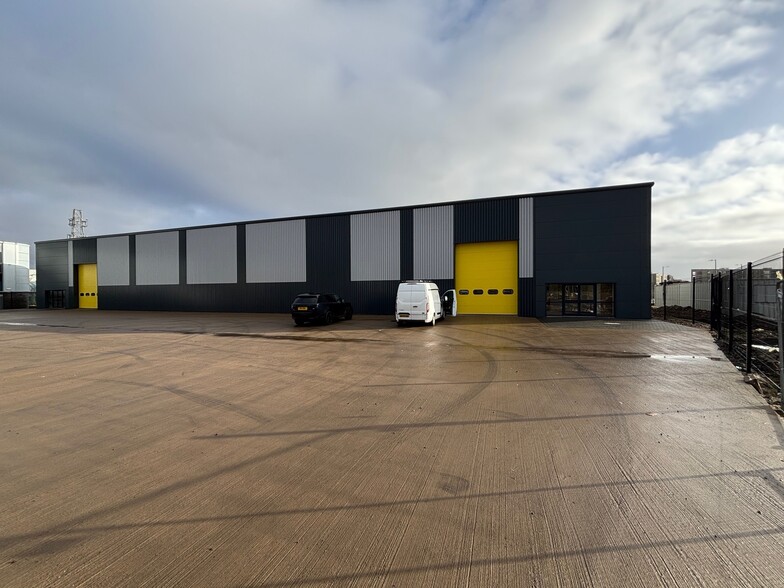 Dunn St, Glasgow for lease - Building Photo - Image 2 of 7