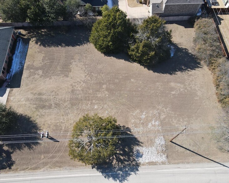 1817-1821 N Westmoreland Rd, DeSoto, TX for lease - Aerial - Image 3 of 5
