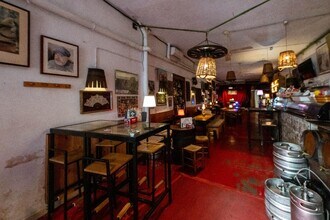 Retail in Arenys de Mar, Barcelona for lease Interior Photo- Image 2 of 13