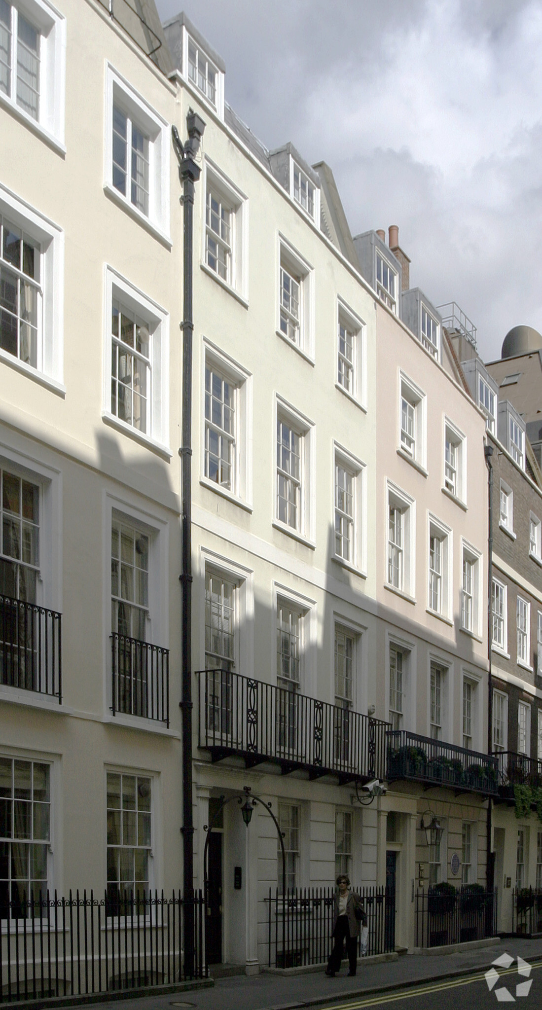 5 St. James's Sq, London à louer Photo principale- Image 1 de 16