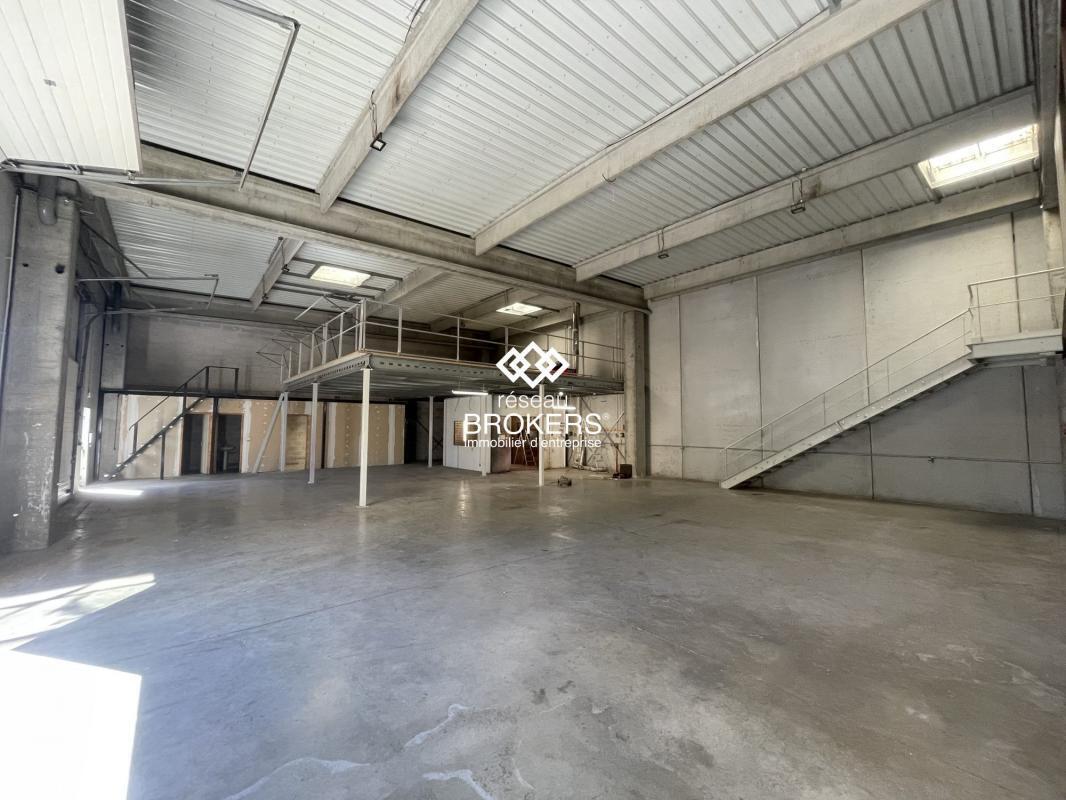 Industrial in Pertuis for lease Interior Photo- Image 1 of 10