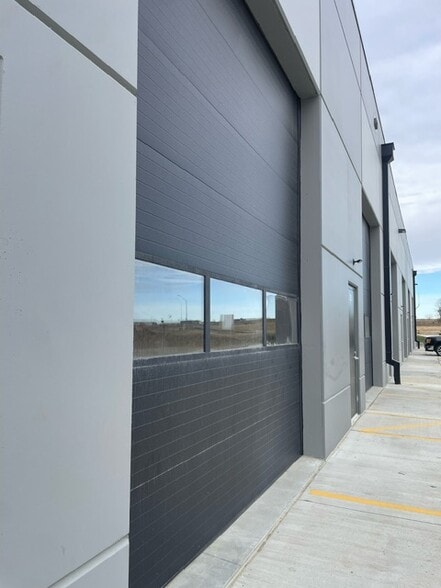 810 Interstate Pky, Waukee, IA for lease - Building Photo - Image 2 of 2