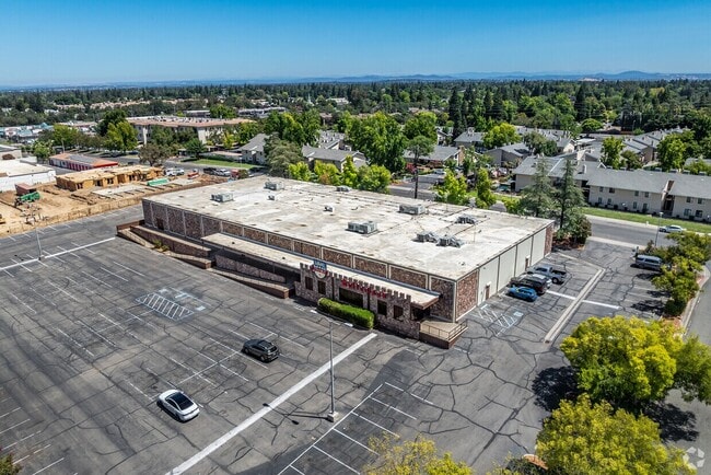Plus de détails pour 6001 Sunrise Vista Dr, Citrus Heights, CA - Commerce de détail à vendre