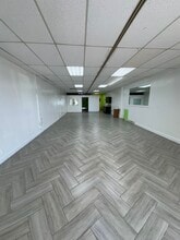 4373-4399 N University Dr, Fort Lauderdale, FL for lease Interior Photo- Image 1 of 2