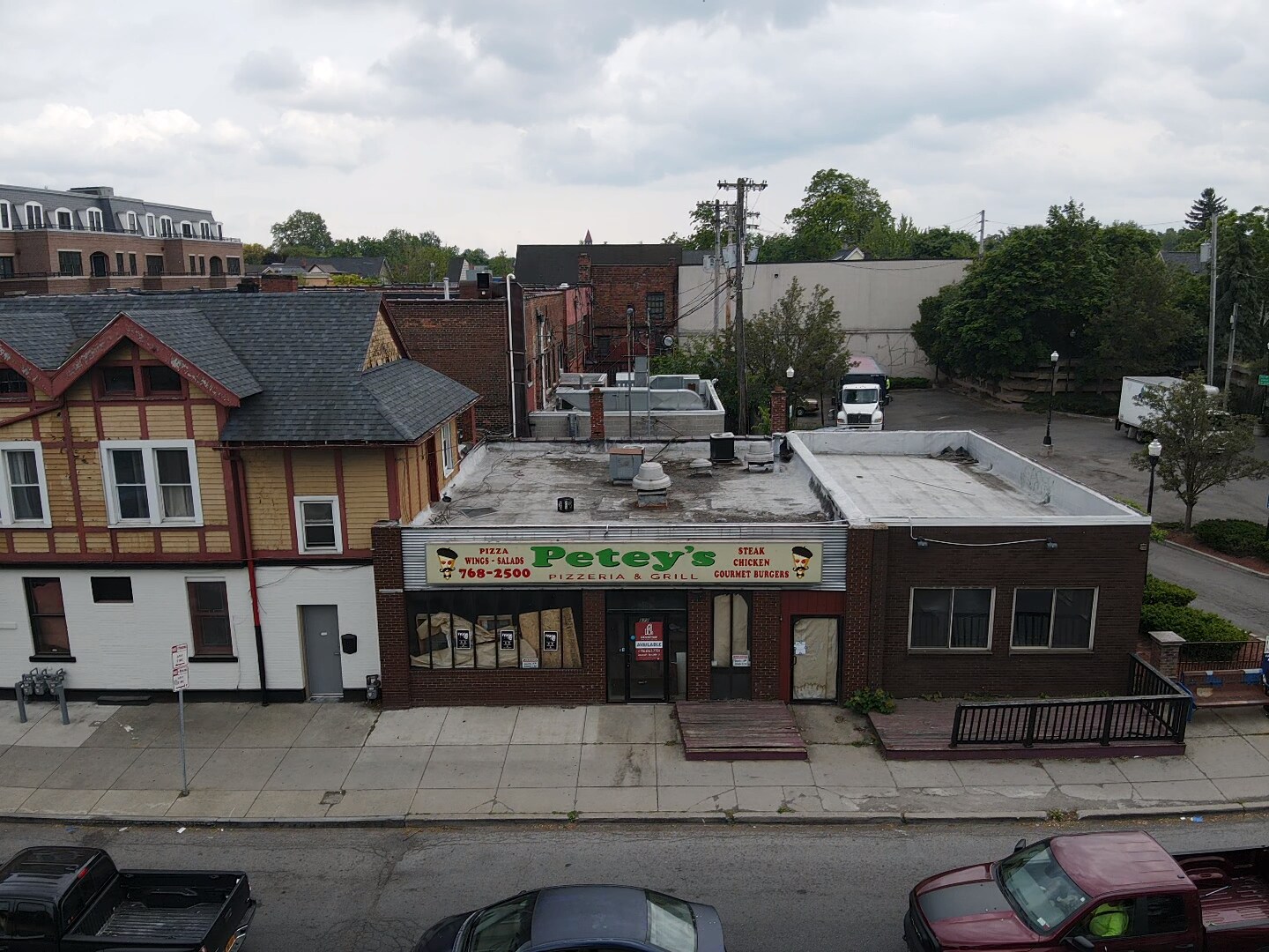 577 Forest Ave, Buffalo, NY for lease Building Photo- Image 1 of 6