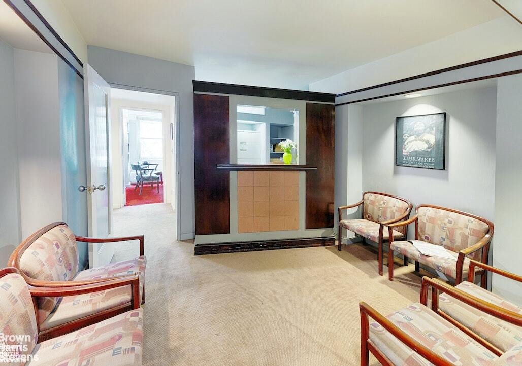 15 W 72nd St, New York, NY 10023 - Unité 1/N - - Photo intérieure - Image 2 of 9