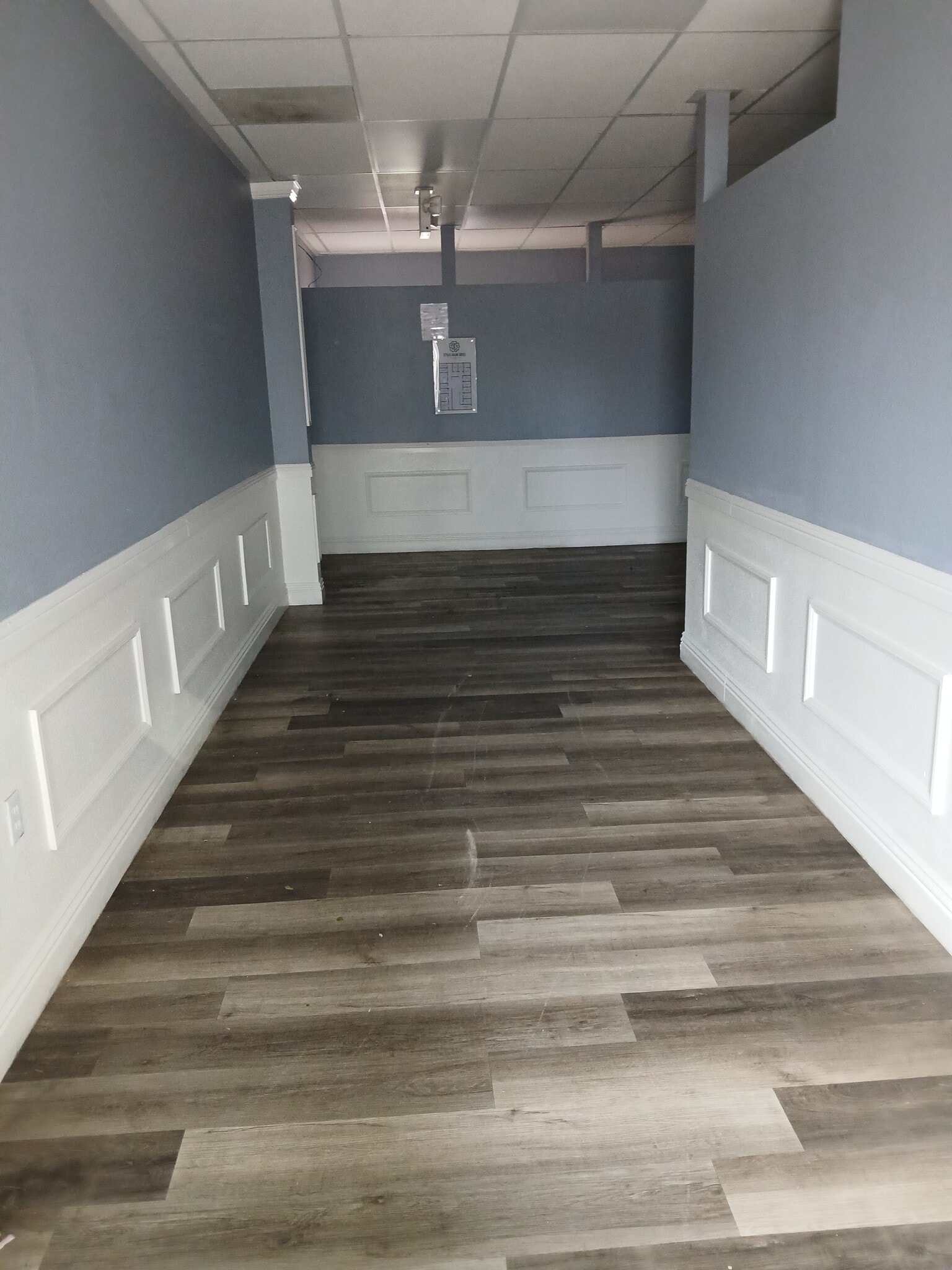 1820 E Lake Mead Blvd, North Las Vegas, NV for lease Interior Photo- Image 1 of 34